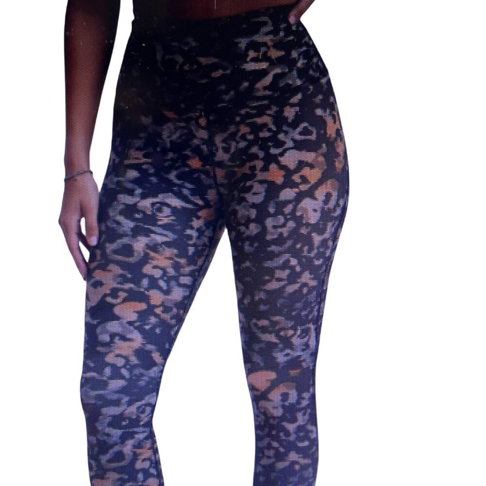 Fabletics Womens Small Ultra High Waisted Cold Weather Legging II Wild Camo Yoga